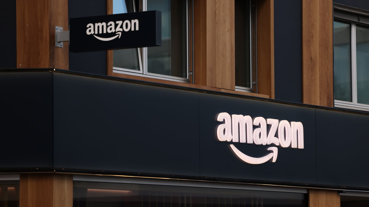 Amazon тества AI асистенти за пазаруване и здраве - Investor.bg