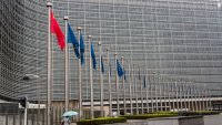Китай ще намали вноса на хибридни превозни средства в ЕС