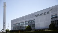 Търговията на SpaceX в Nasdaq-100 започна с разочарование за инвеститорите