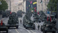 Украйна предупреди чужденци да не ходят Москва, Русия признава, че не може да се защити