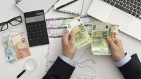 Защо рисковете от нов ценови натиск остават високи?