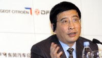 Бивш китайски министър: Китай трябва да наложи глобални стандарти за батериите