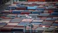 Тръмп обяви край на търговските отношения с Испания