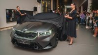 Новото BMW M5 изгря с High Performance стил в „М Кар София“