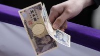 Япония и САЩ са предприели първа съвместна интервенция в подкрепа на йената от 2011 г.