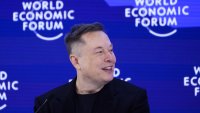 След IPO-то на SpaceX светът се сдоби с първия си трилионер