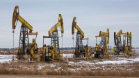 През април бюджетните приходи на Русия от петрол се увеличават двойно на годишна база