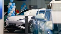Великобритания планира да въведе мита върху вноса на китайски електромобили
