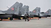 Полша ще предостави на Украйна два изтребителя МиГ-29