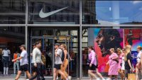 Печалбата и приходите на Nike надминаха очакванията макар продажбите в Китай да спадат