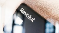 Revolut влиза в стейбълкойн надпреварата с деноминирания в евро EURR