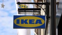 Ikea влага 1,2 млрд. евро в намаляване на цените в Европа, за да привлече клиенти