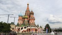 Русия спира търговете за облигации, под въпрос са допълнителните парични облекчения
