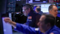 Борсовите индекси на Wall Street остават почти без промяна след данните за инфлацията*