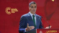 Ще оцелее ли правителството на Санчес след поредните скандали в Испания
