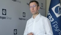 Зеленски заложи на новак в политиката да преведе Украйна през зимата