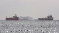 Русия не може да намери купувачи за всичкия петрол, който е принудена да изнася