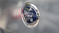 Ford понижи насоката за целогодишната печалба заради новия договор с UAW