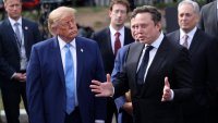 Тръмп е поискал от Мъск да премахне ограниченията върху Starlink в Украйна