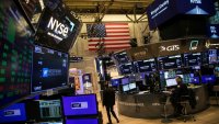 Dow Jones изтри над 500 пункта в най-лошата си сесия от март 2023 г.