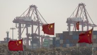Износът и вносът на Китай се върнаха към растеж в знак за възстановяване на търсенето