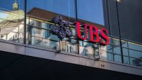 Швейцарската банка UBS може да съкрати още 10 хил. работни места до 2027 г.