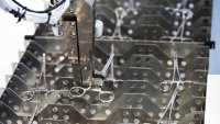 Foxconn отчете близо 50% ръст на приходите през третото тримесечие 