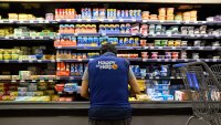 Walmart отбеляза най-слабия ръст на продажбите в САЩ от шест години