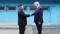 Щатски орган изисква кореспонденцията на Тръмп с Ким Чен-ун 