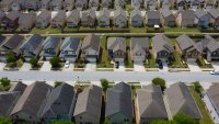 Очакваните продажби на жилища в САЩ достигат най-високата си стойност от година насам