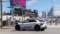 Waymo планира софтуерна сервизна реакция заради инциденти с училищни автобуси
