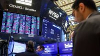 Нови рекорди на Wall Street, S&P 500 затвори над 7600 пункта за първи път