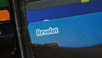 Revolut приключи отчета си за 2023 г. по-рано в опит да спечели банков лиценз на Острова