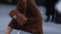 Prada изпреварва модните си конкуренти с помощта на бранда Miu Miu