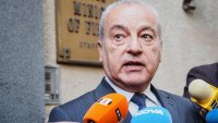 Гълъб Донев обвини управителя на БНБ в политическа намеса и отправяне на внушения