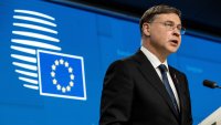 Домбровскис: ЕЦБ ще трябва да реагира на ускоряването на инфлацията