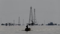 САЩ ще поемат контрол върху голяма част от венецуелското петролно богатство