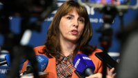 450 евро е планираното обезщетение за майчинство през втората година