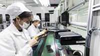 Производствената активност в Китай се разширява повече от очакваното през август