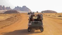 Jaguar и General Motors обмислят производство на военно оборудване за Великобритания