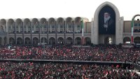 В Техеран започна поклонението пред тленните останки на аятолах Али Хаменей