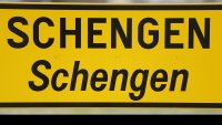 Инсценираният Шенгенски проблем