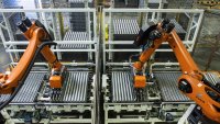 Какво се случва с германската компания за роботи Kuka след поглъщането ѝ от китайската Midea?