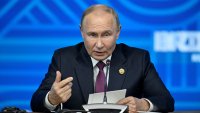 Путин: Русия си сътрудничи тясно със САЩ и "гения Илон Мъск" за космическите технологии