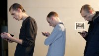 Две трети от младите мъже, които търгуват ежедневно, се чувстват като провал
