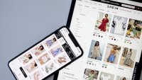 Китайската компания за бърза мода Shein изтрива една трета от стойността си