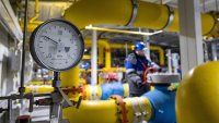 Променени заявки на топлофикациите оскъпиха леко газа през септември