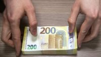 Дългът на ЕС може да достигне 1 трлн. евро до 2027 г., според Европейската сметна палата