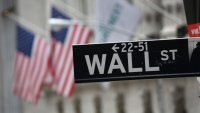 Alphabet разочарова при старта на търговията на Wall Street*