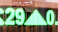 Европейските борси започнаха седмицата без промяна в очакване на икономически данни